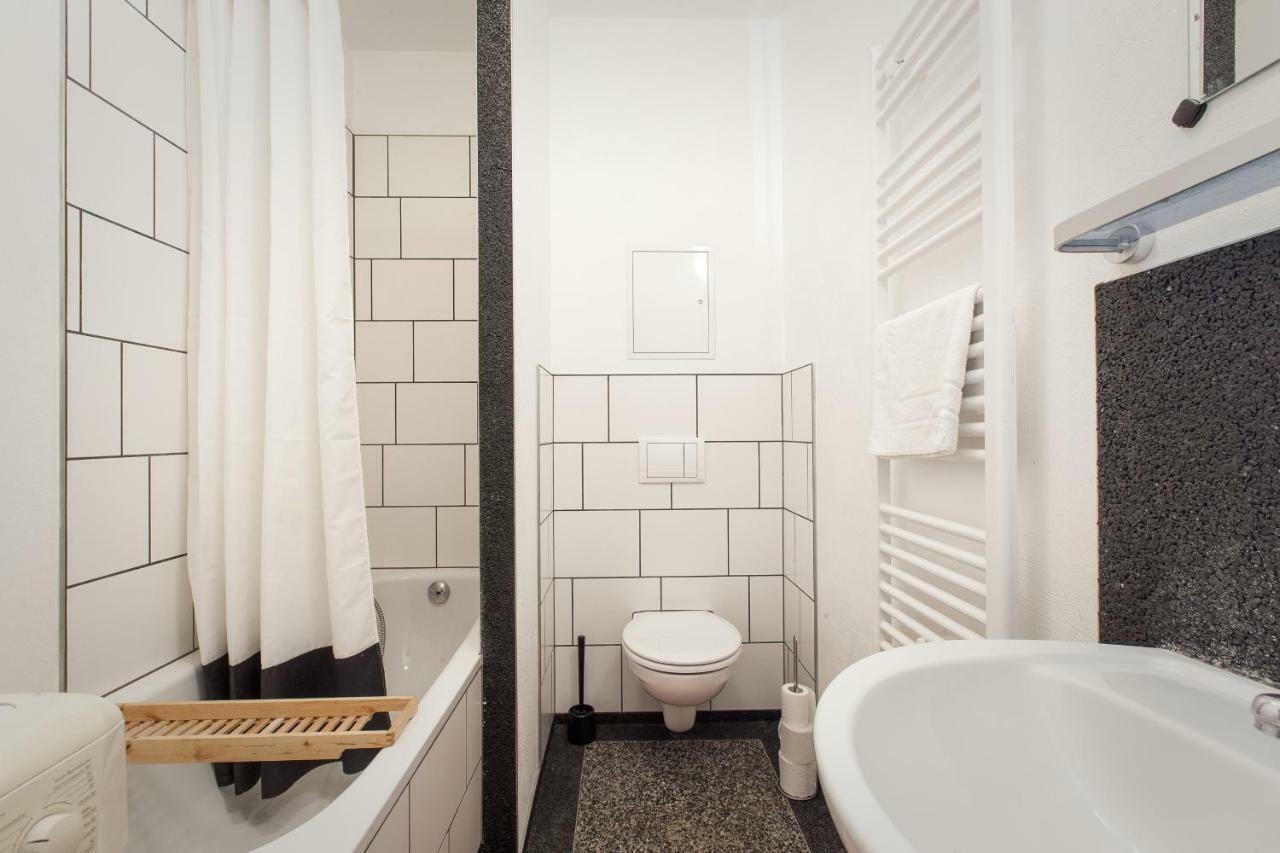 3 Bedroom Apartment Berlin Exterior photo